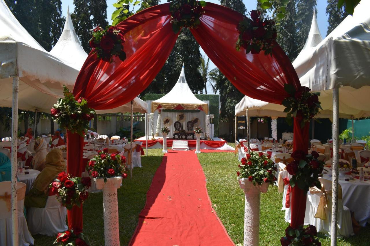 Hotel Leinmach House Nyali Mombasa Esterno foto