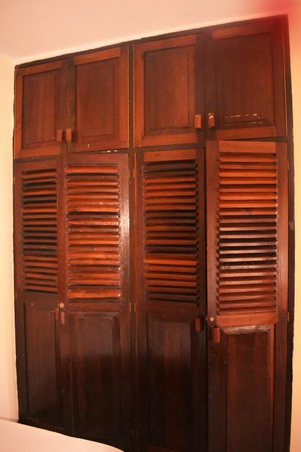 Hotel Leinmach House Nyali Mombasa Esterno foto